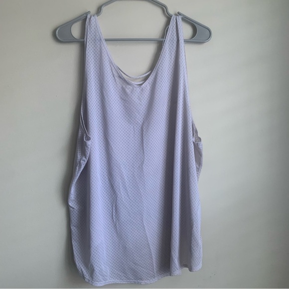 Nike Tops - Nike Dr Fit Light Gray high low lightweight tank Top size 2XL